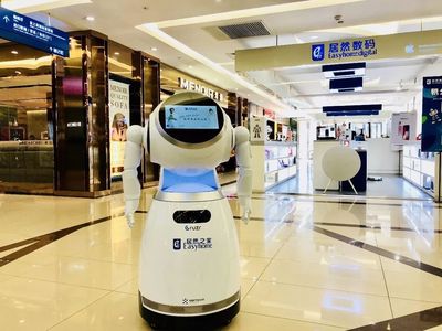2150臺Cruzr機器人上崗，優必選攜手居然之家重塑智能新零售體驗
